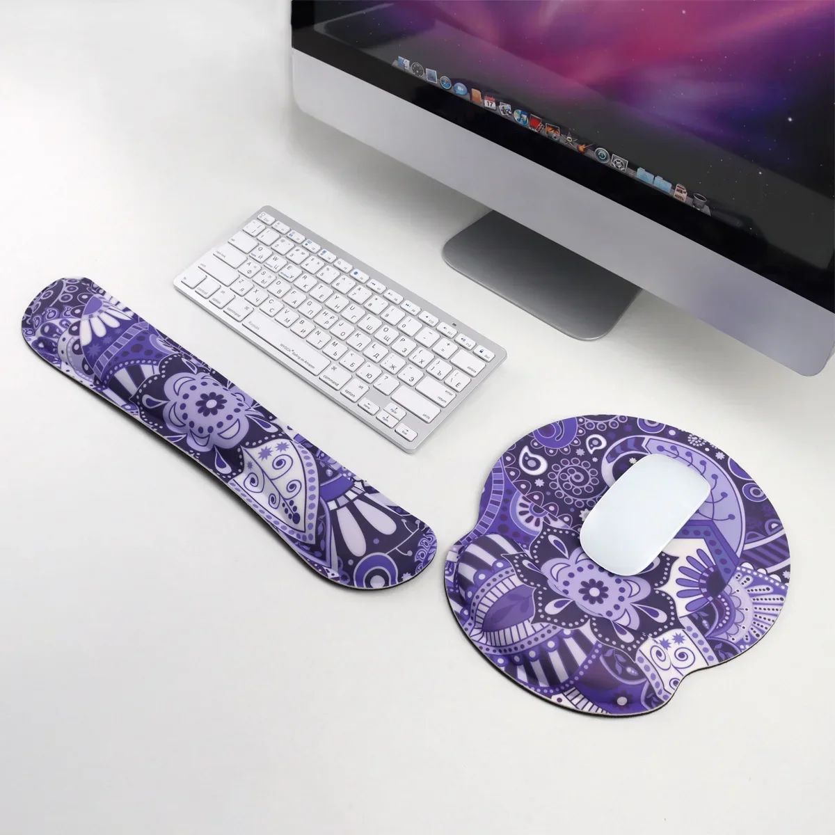 Wrist Rest Ergonomic - Non-Slip Mouse Pad Portable Size PU